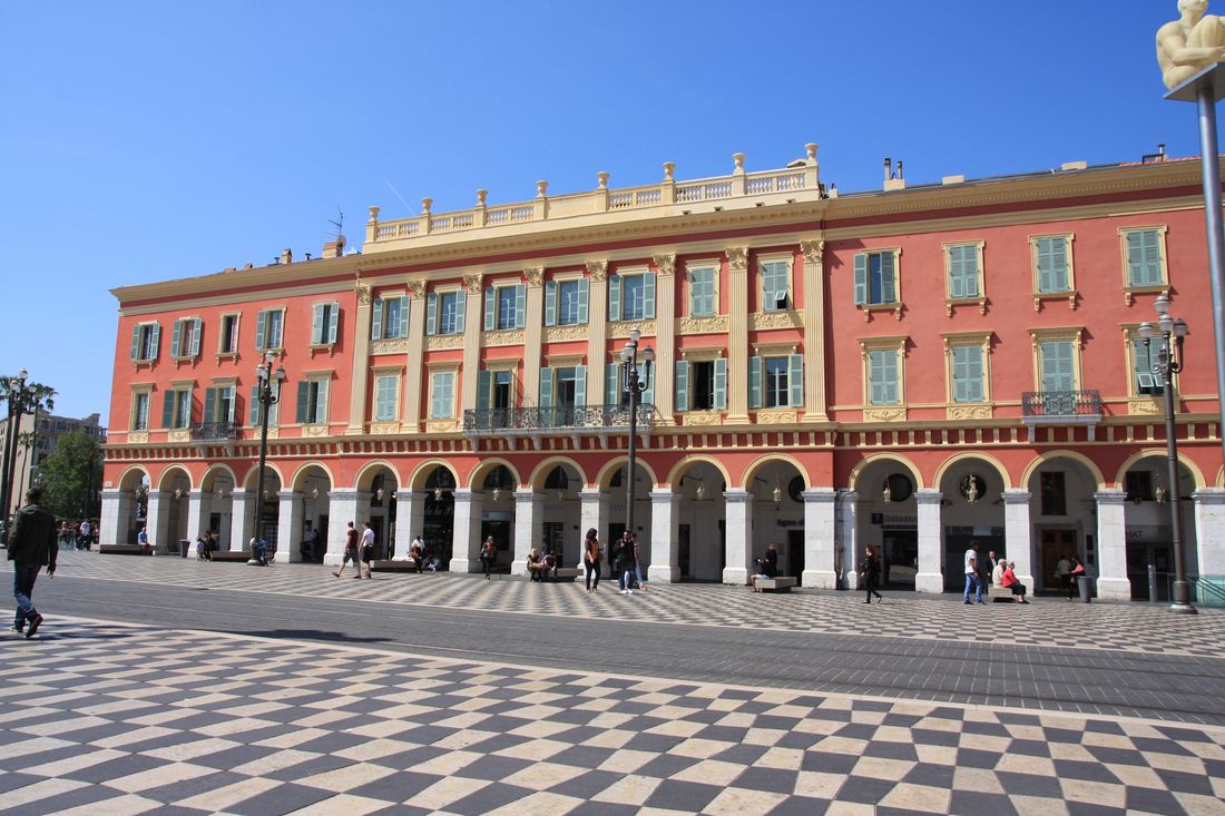 Nizza Place Massena